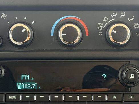 Used 2025 Chevrolet Express 3500 LT w/ LT Preferred Equipment Group RWD image 16