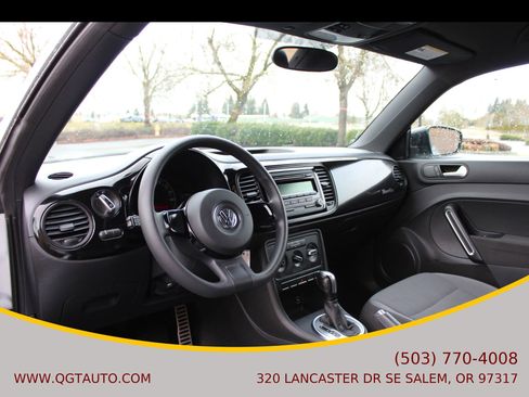 Used 2012 Volkswagen Beetle 2.5 image 12