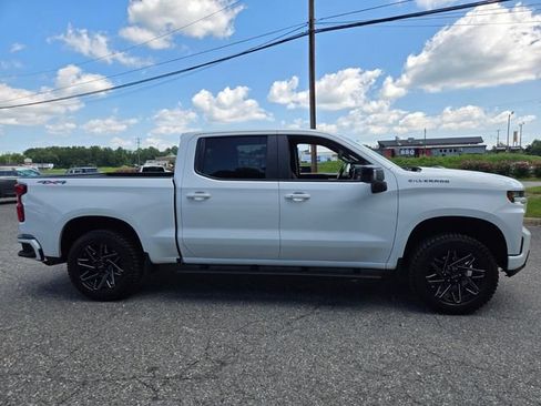 Used 2021 Chevrolet Silverado 1500 RST w/ Convenience Package II AWD/4WD image 9
