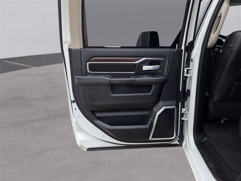 Used 2024 RAM 2500 Laramie w/ Safety Group image 29