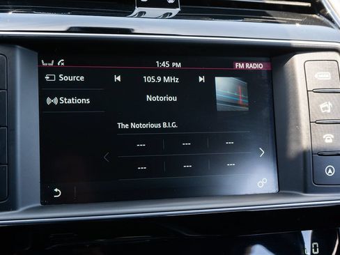 Used 2018 Jaguar XE S RWD image 28