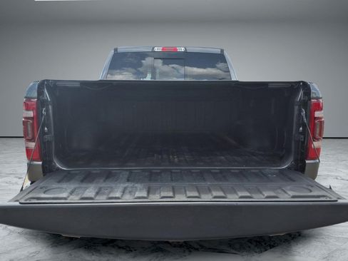 Used 2022 RAM 1500 Limited w/ Body Color Bumper Group AWD/4WD image 14