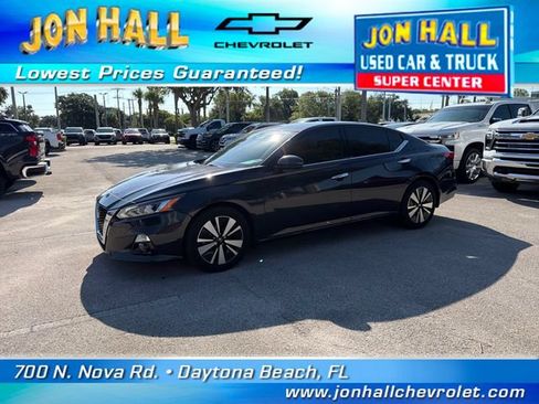 Used 2019 Nissan Altima 2.5 SV FWD image 2