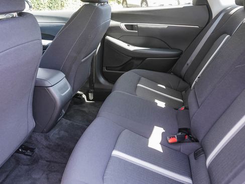 Certified 2025 Hyundai Sonata SEL FWD image 18