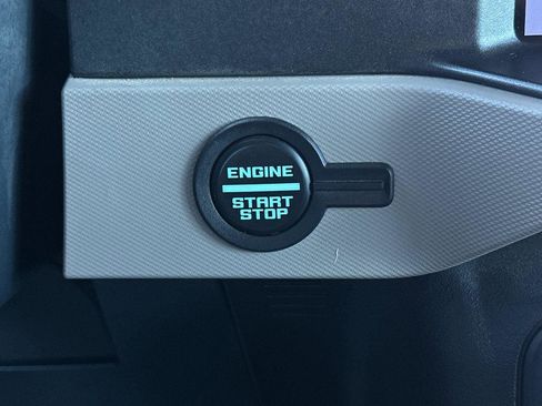 Used 2022 Ford Bronco Wildtrak image 24