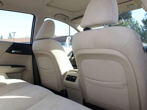 Used 2014 Honda Accord EX image 24