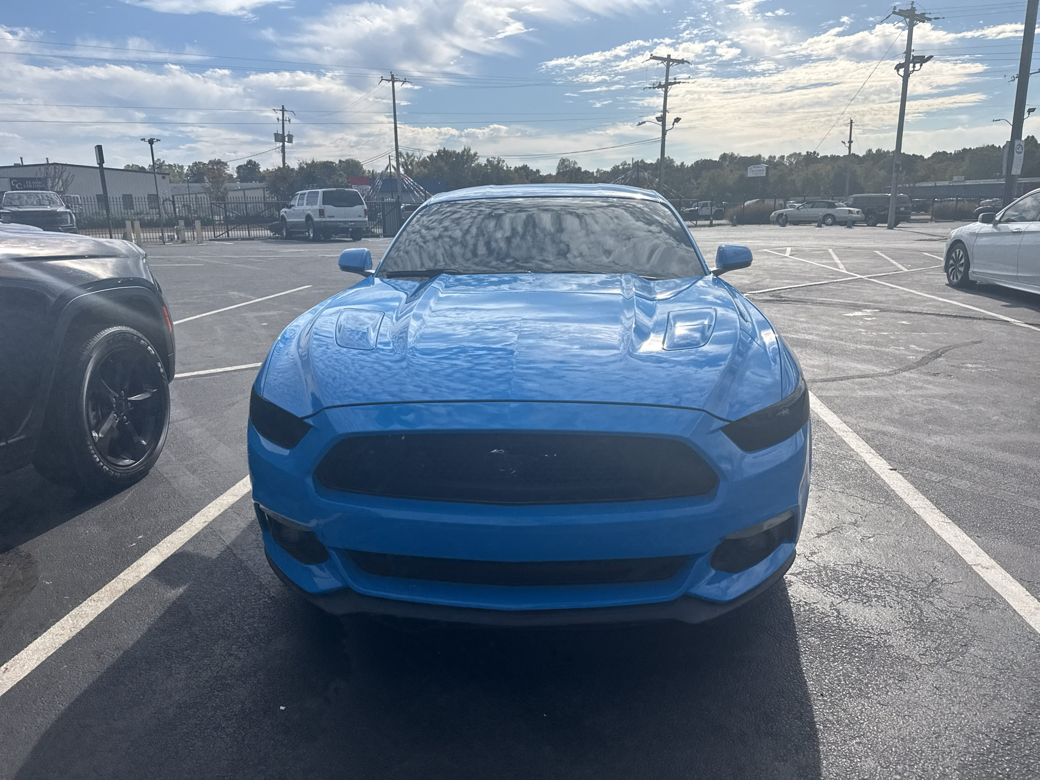 Used 2017 Ford Mustang GT Premium RWD image 5