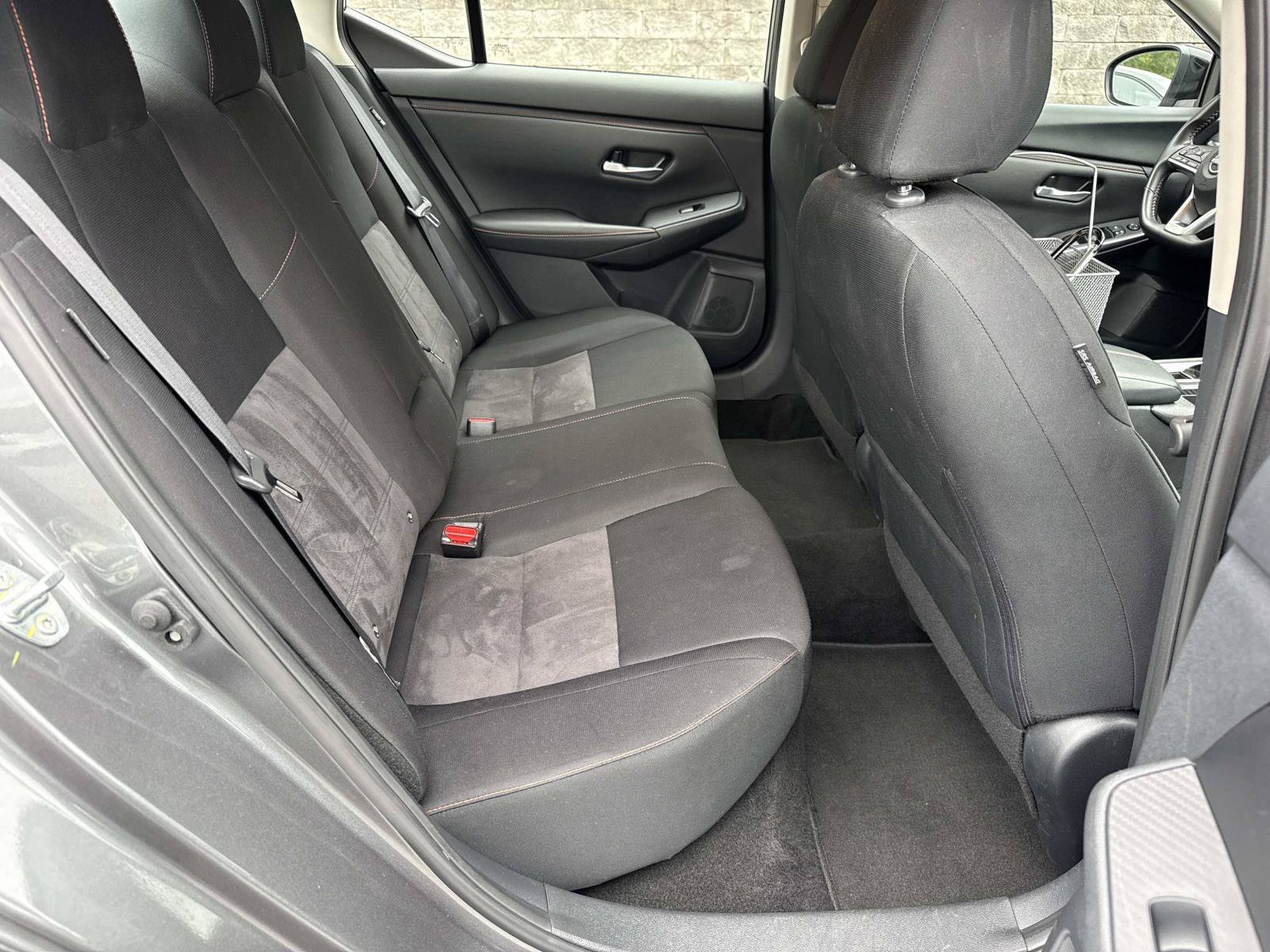 Used 2025 Nissan Sentra SR FWD image 26