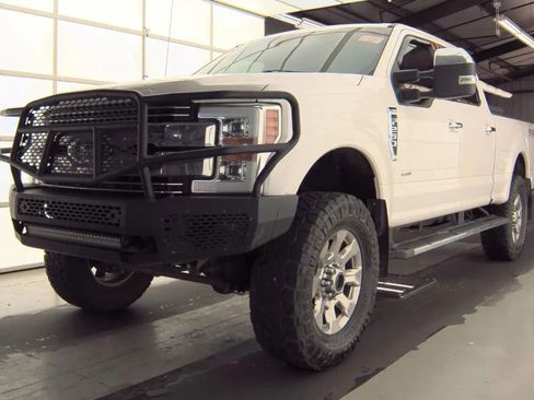 Used 2018 Ford F250 Lariat w/ Lariat Ultimate Package AWD/4WD image 1