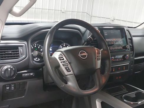 Certified 2024 Nissan Titan SV w/ SV Convenience Package AWD/4WD image 15