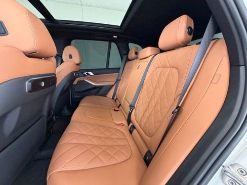 Certified 2024 BMW X5 sDrive40i w/ M Sport Package RWD image 32
