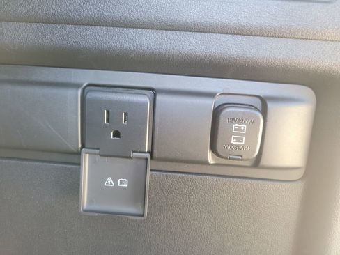 Used 2024 MAZDA CX-90 3.3 Turbo w/ Premium Plus Pkg image 10