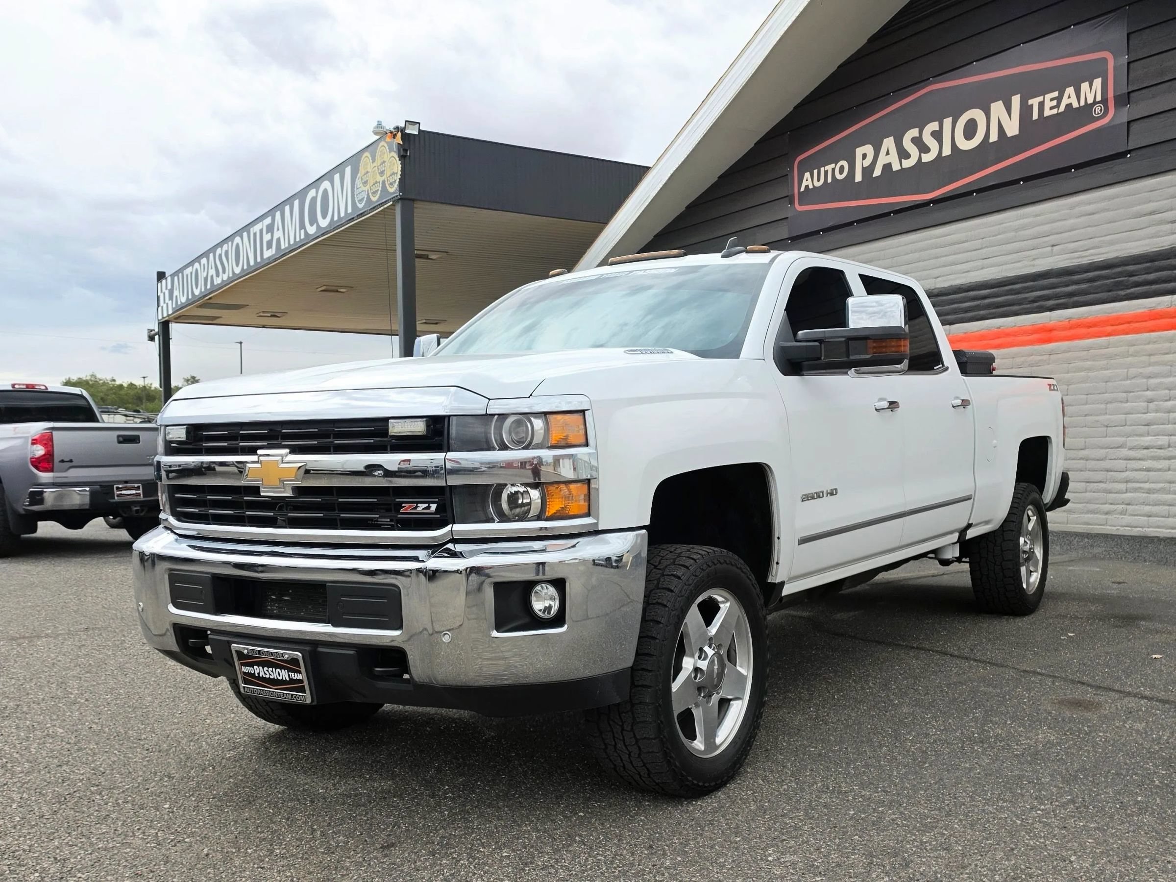 Used 2015 Chevrolet Silverado 2500 LTZ w/ Duramax Plus Package AWD/4WD image 1