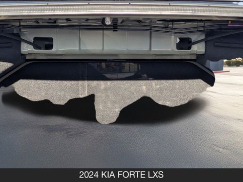 Used 2024 Kia Forte LXS image 21