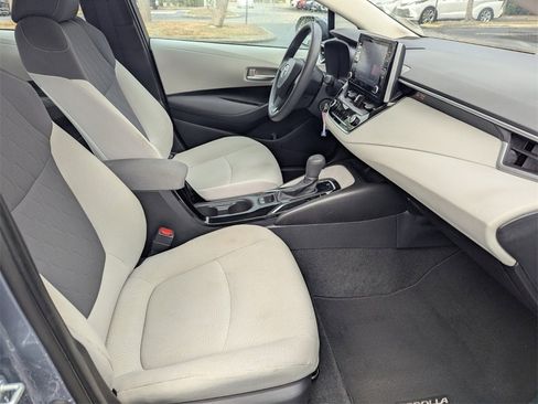 Certified 2021 Toyota Corolla LE image 14