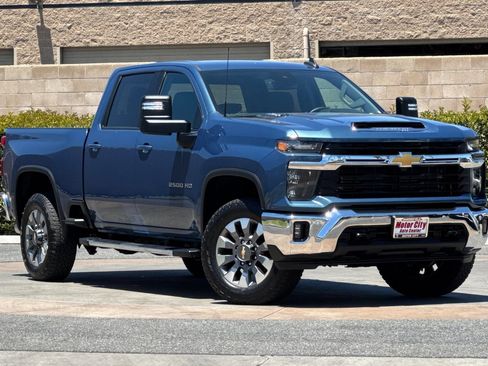 Certified 2025 Chevrolet Silverado 2500 LT w/ All Star Edition RWD image 2