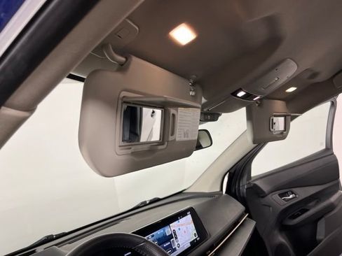 Used 2023 Nissan Ariya FWD image 37