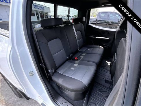 Used 2025 Chevrolet Colorado W/T w/ WT Convenience Package II RWD image 25