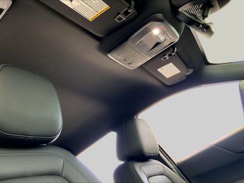 Used 2025 Chevrolet Equinox LT w/ Convenience Package II FWD image 14