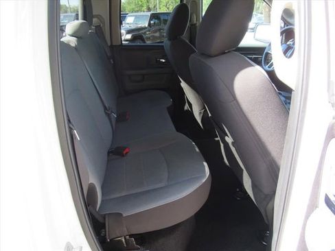 Used 2024 RAM 1500 Classic SLT image 27