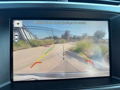 Used 2018 Ford Explorer Limited w/ Equipment Group 301A FWD image 15