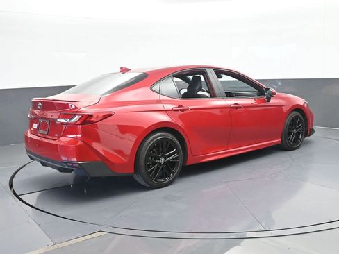 Used 2025 Toyota Camry SE w/ Multimedia Upgrade Package image 6