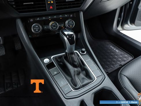 Certified 2023 Volkswagen Jetta SE FWD image 59