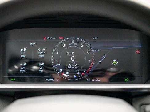 Used 2021 Land Rover Range Rover Sport SE image 32