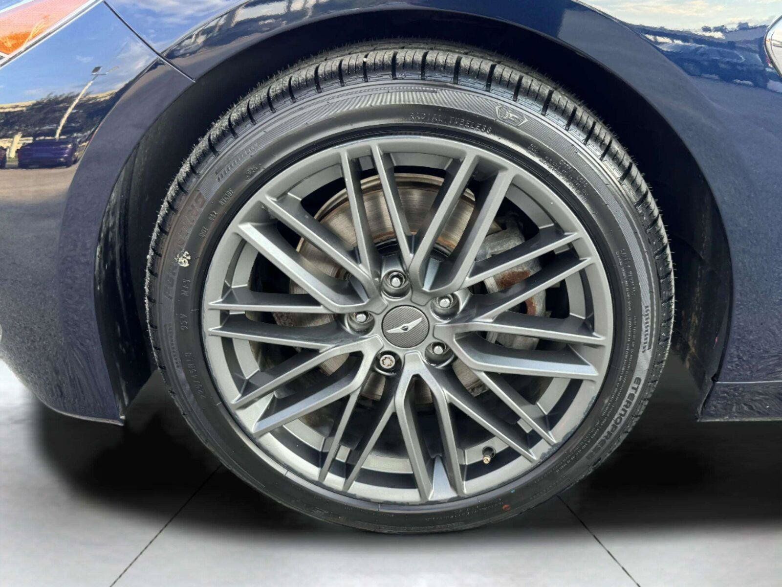 Used 2019 Genesis G70 2.0T Advanced w/ Elite Package RWD image 40