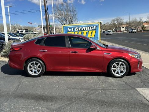Used 2018 Kia Optima S image 2