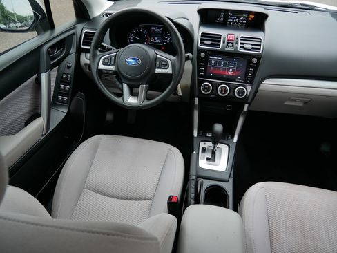 Used 2018 Subaru Forester 2.5i Premium AWD/4WD image 9