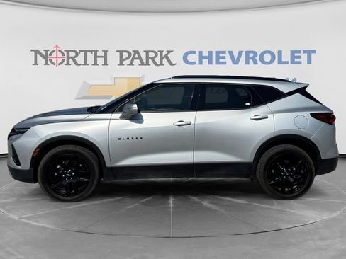 Used 2021 Chevrolet Blazer LT FWD image 6