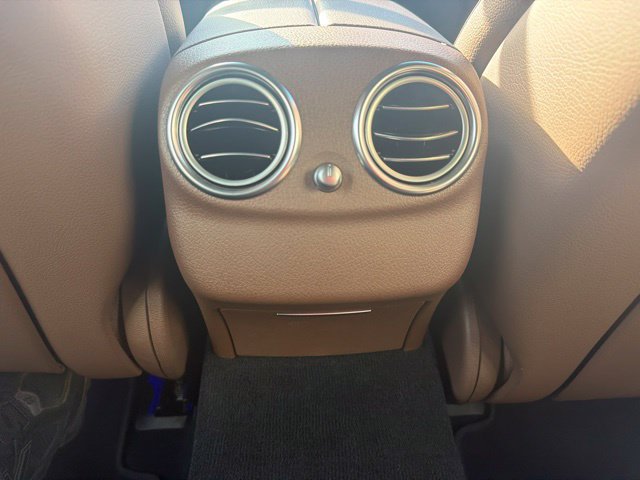 Used 2023 Mercedes-Benz E 450 4MATIC Sedan image 16