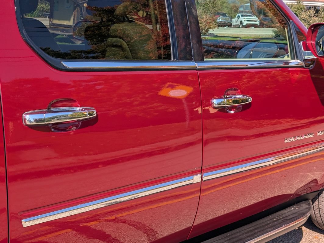Used 2008 Cadillac Escalade ESV AWD image 25