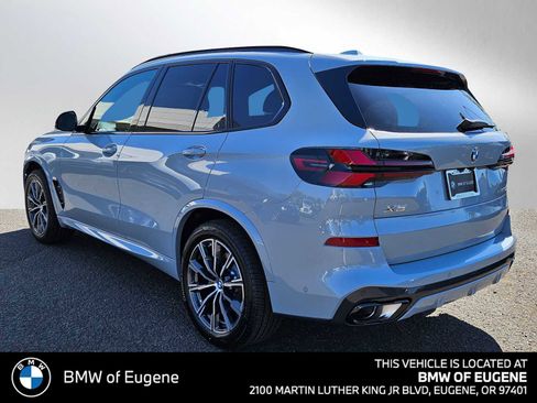 New 2026 BMW X5 xDrive40i w/ M Sport Package image 5