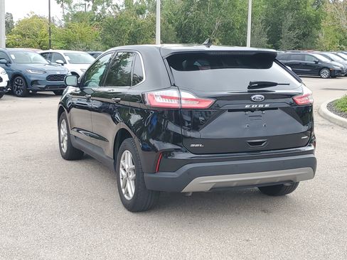 Used 2023 Ford Edge SEL image 6