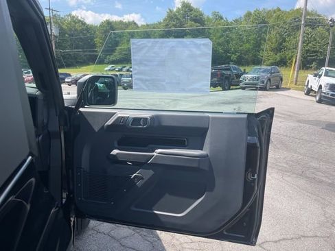 New 2025 Ford Bronco 2-Door image 27