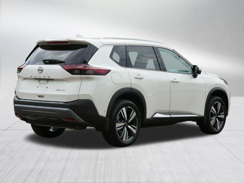 Certified 2023 Nissan Rogue SL w/ SL Premium Package AWD/4WD image 7