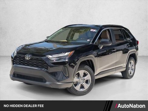 Certified 2025 Toyota RAV4 LE AWD/4WD image 1