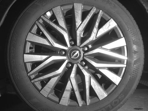 Used 2025 Nissan Altima 2.5 SV image 14