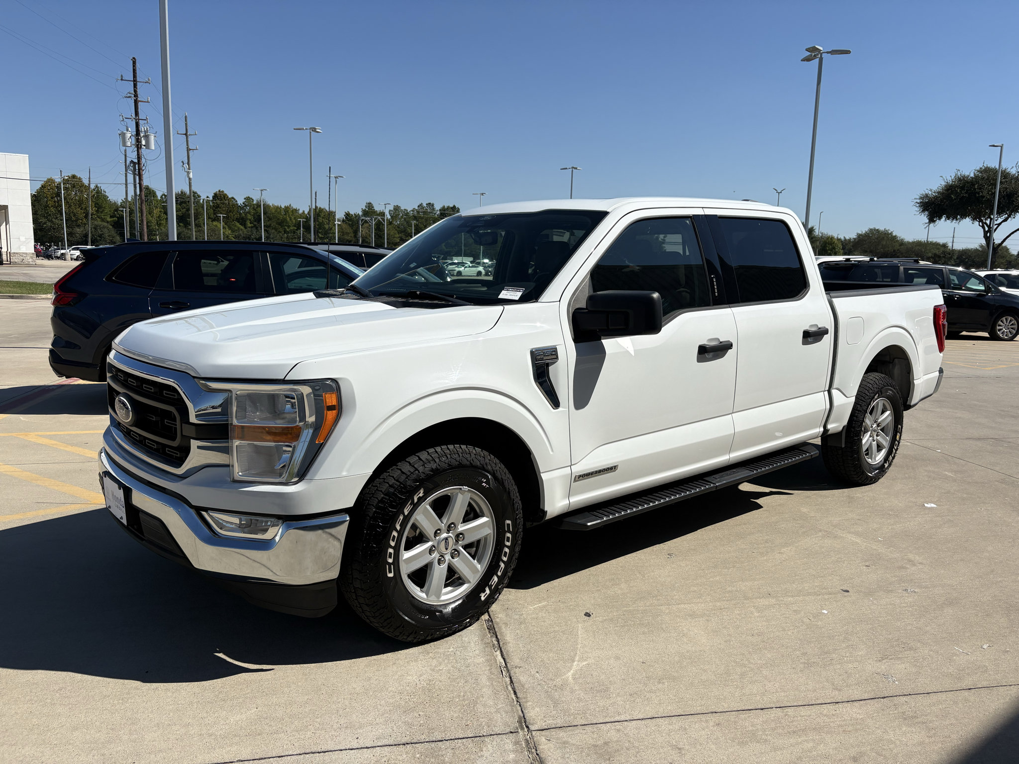 Used 2022 Ford F150 XLT w/ Equipment Group 301A Mid RWD image 4