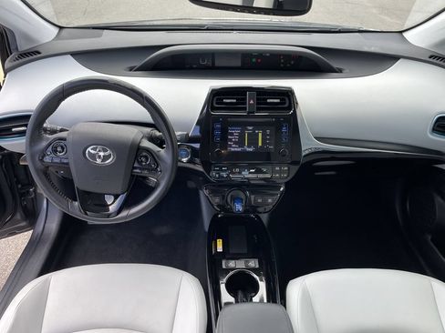 Certified 2019 Toyota Prius XLE AWD/4WD image 15