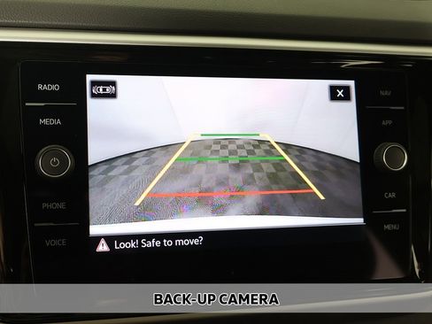 Used 2023 Volkswagen Atlas Cross Sport SEL R-Line image 7