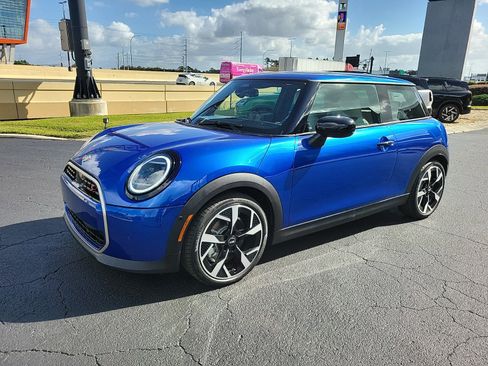 New 2025 MINI Cooper S image 6