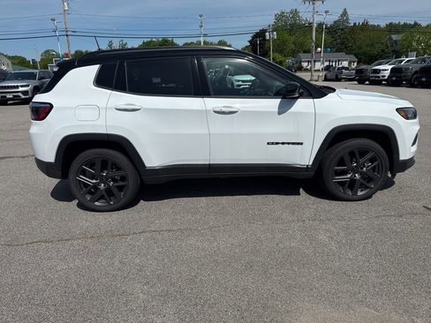 New 2026 Jeep Compass Limited AWD/4WD image 6