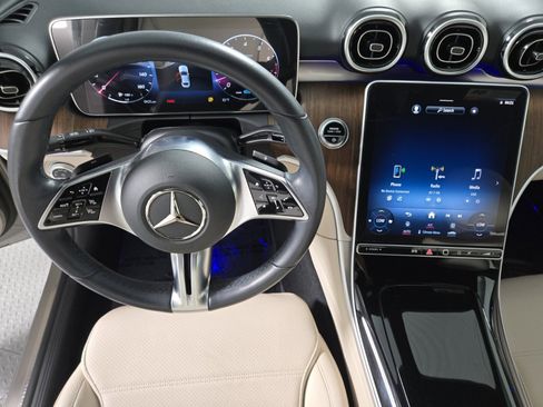 Used 2022 Mercedes-Benz C 300 Sedan image 12