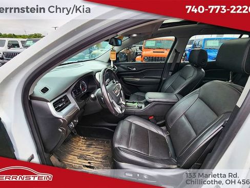 Used 2019 GMC Acadia SLT AWD/4WD image 17