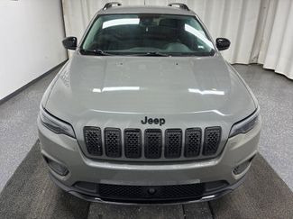 Used 2023 Jeep Cherokee Altitude Lux video 2