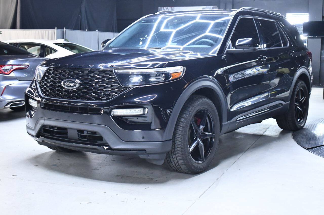 Used 2023 Ford Explorer ST w/ Equipment Group 401A AWD/4WD image 8