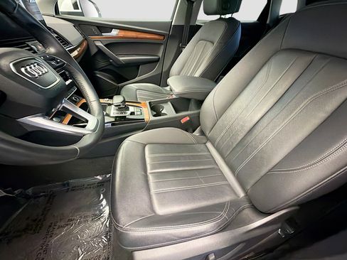 Used 2023 Audi Q5 2.0T Premium image 11